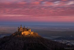 Burg Hohenzollern im Morgenrot